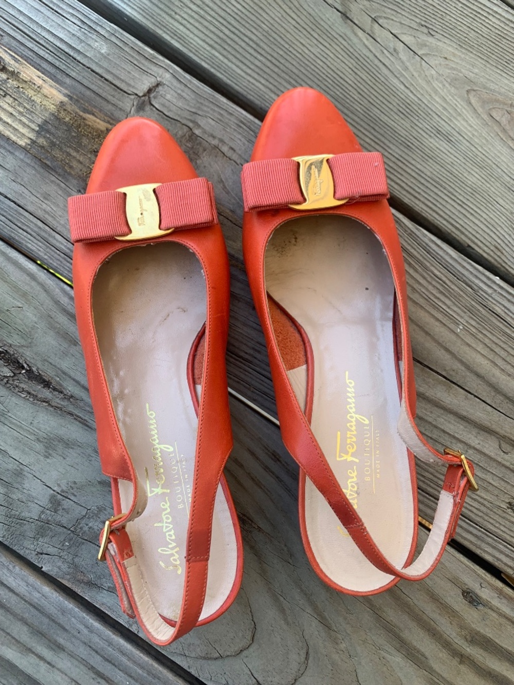 Salvatore Ferragamo Coral Orange Leather Slingback Heels Vara Bow Size 9 B - Picture 9 of 11
